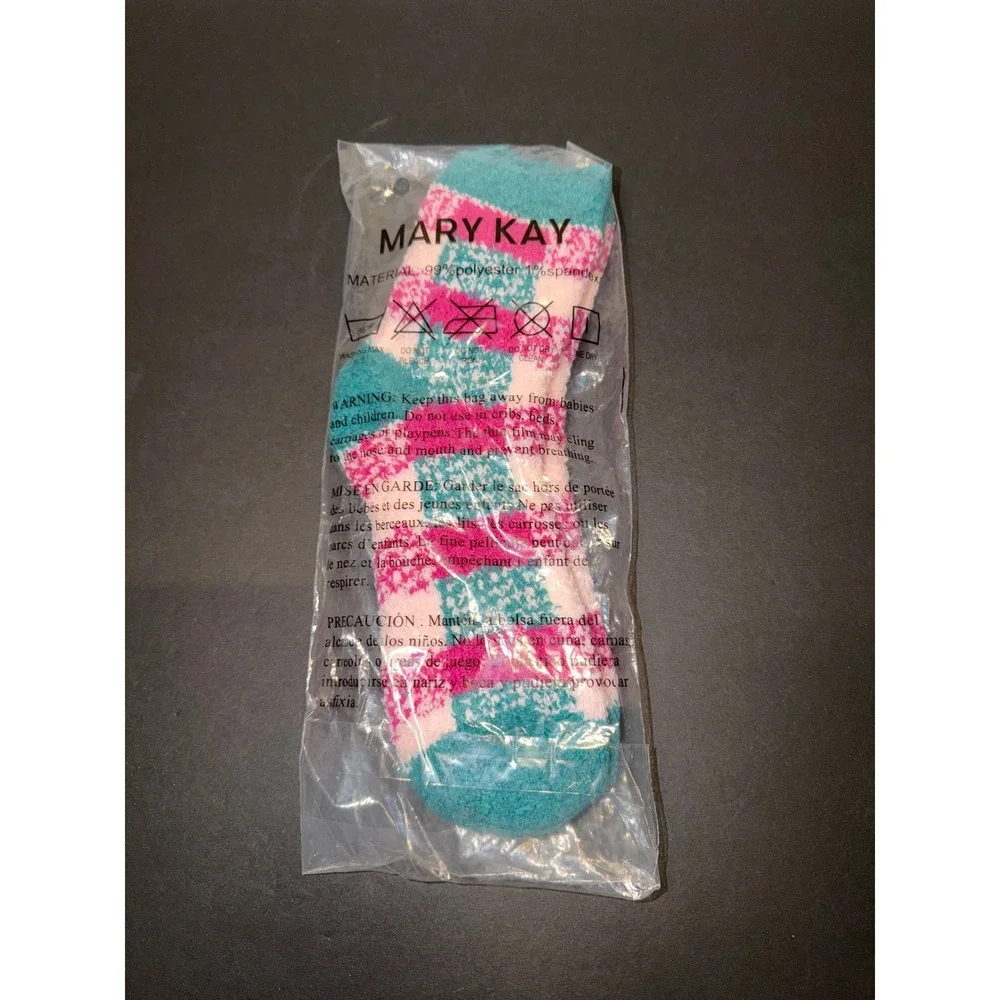 Mary Kay Fuzzy Socks Teal Pink White Plaid Cozy Soft Polyester Spandex Blend NIP